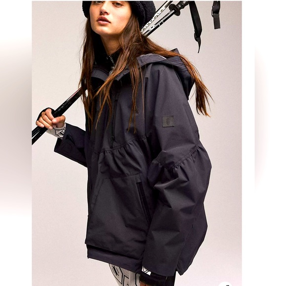 - Free People‼️SOLD❣️🔥PEAK TO PEAK POPOVER- - Picture 2 of 5